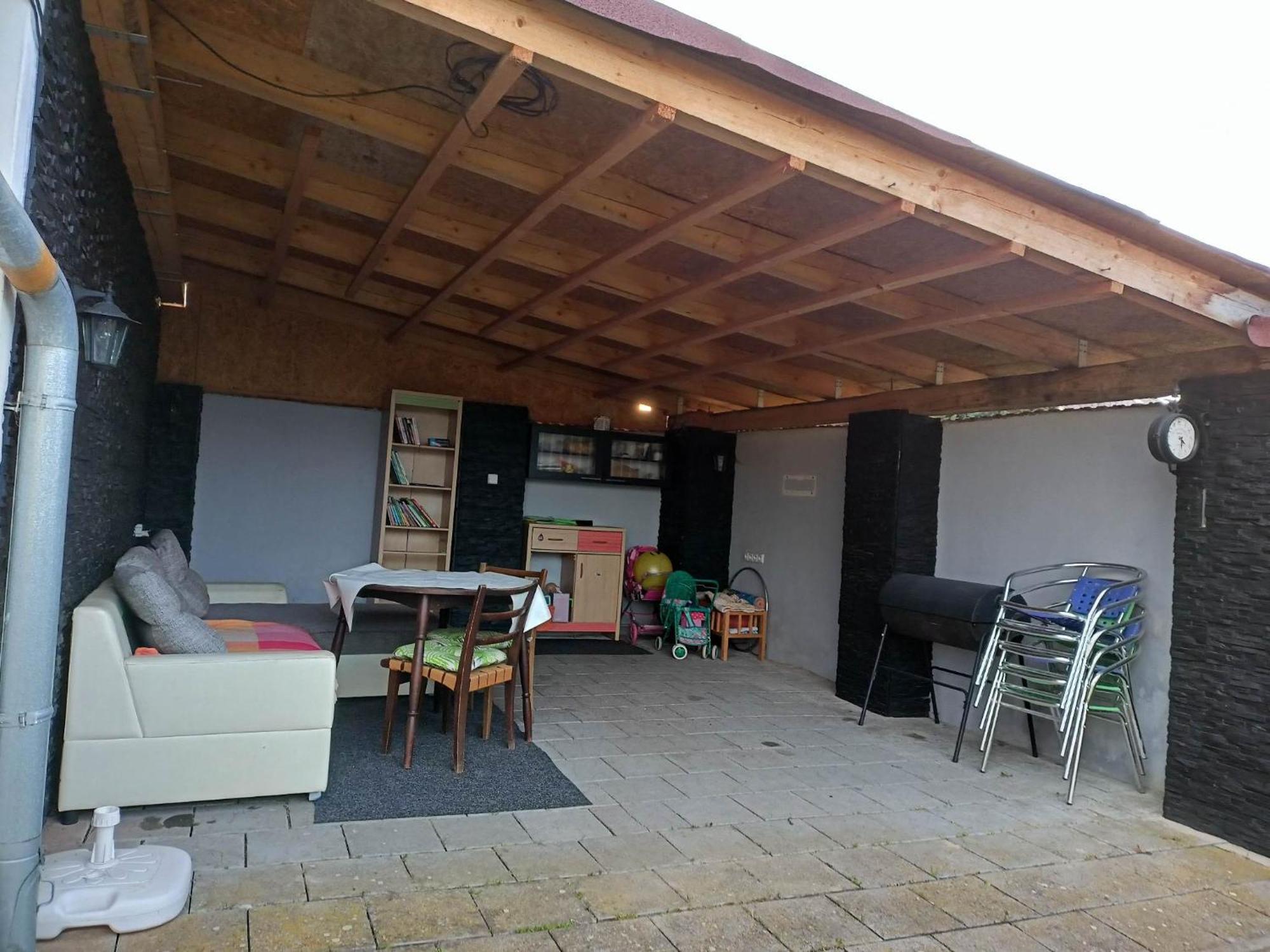 Rekreacni Dum U Elisky A Barusky Villa Krakovany ภายนอก รูปภาพ